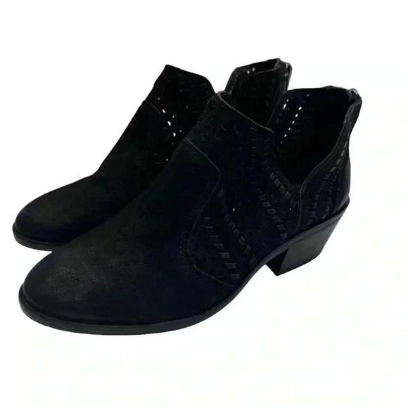 Vince Camuto Girls leather Ankle Boots Size 4, Black Zip Up Back.  BRAND NEW - Picture 1 of 9